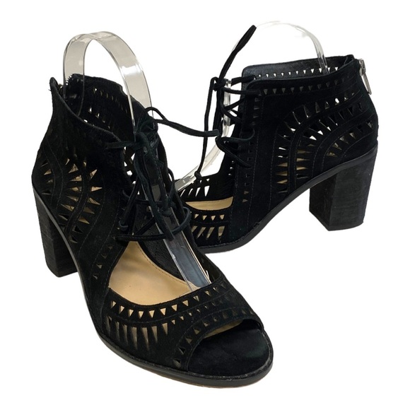 𝅺Vince Camuto Tarita Sandal Heels Laser Cut Black 7 - Picture 2 of 14